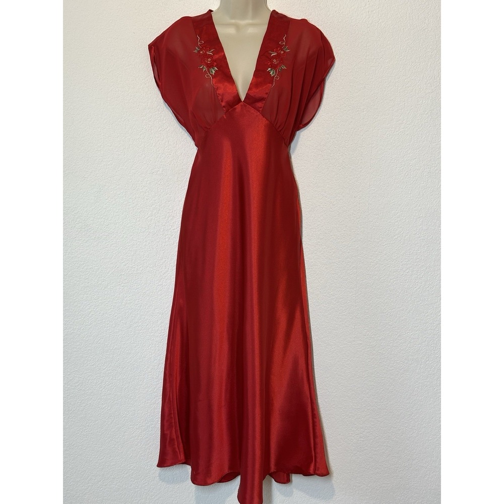 Delicates Womens Small Red Satin Slip Dress Nightgown Embroidered‎ Coquette Maxi